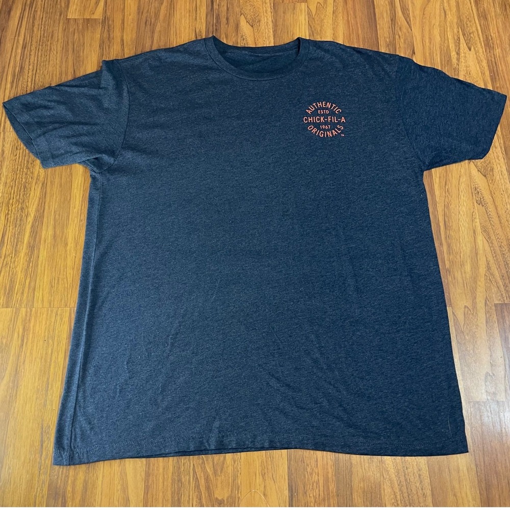 Chick-Fil-A Graphic T-Shirt Mens Large Blue Heather Chicken Sandwich Hapeville